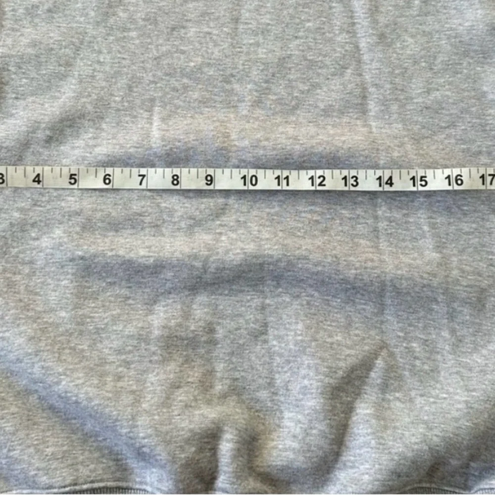 NWT SKIMS Women's Light Gray Sweatshirt - Picture 8 of 13